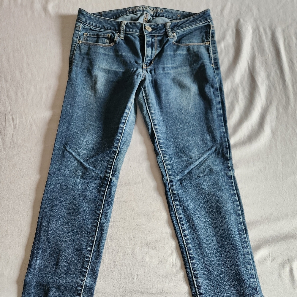 American Eagle Outfitters Light Blue Skinny Jeans